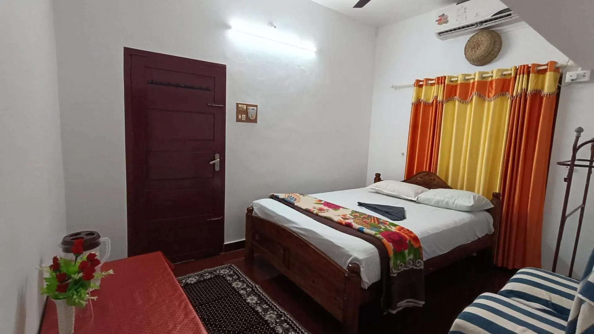 White Pearl Beach House Varkala